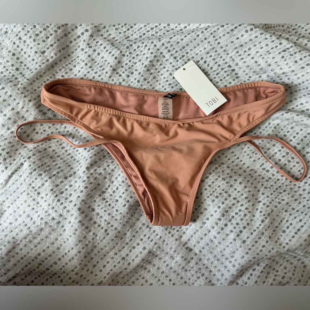 NWT Tobi Swimsuit Bottom